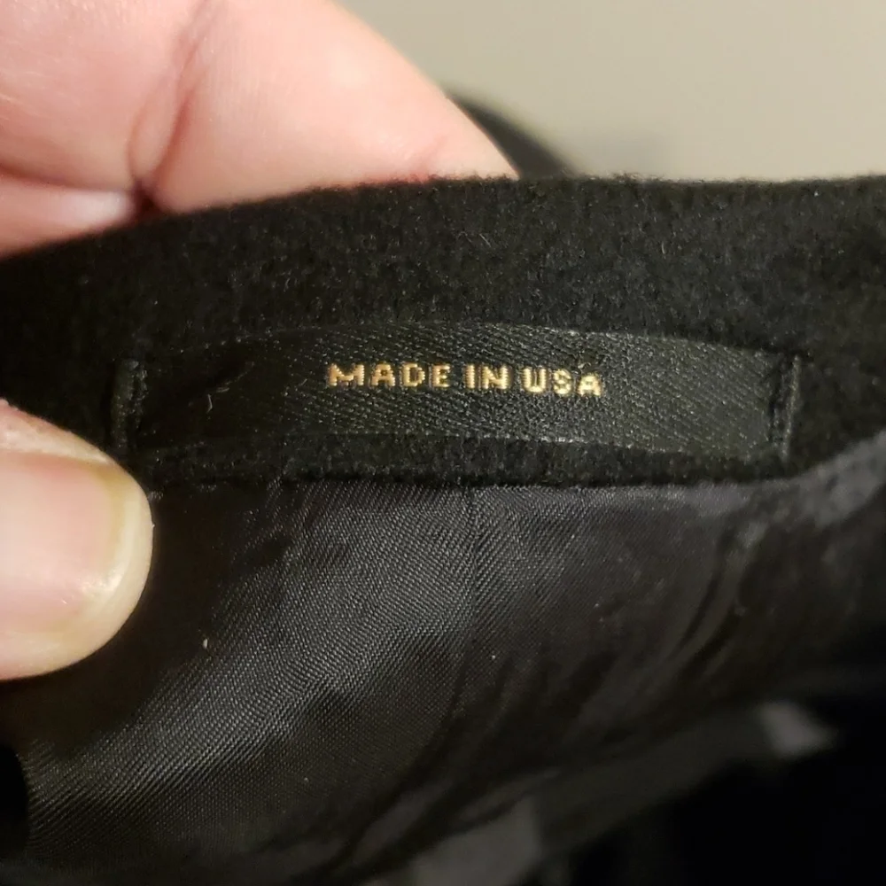 Hart schaffner gold trumpeter black cashmere